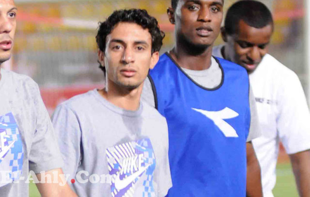 وكيل أيمن حفني يوضح خطوات انتقاله للأهلي والعرض الليبي