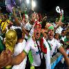 شاهد شماريخ ودعم عربي في صور جماهير الجزائر 