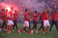 صور دخول لاعبي الاهلى وتحيتهم للجمهور‎ وسط حضور جماهيري هائل