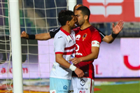 صور اشتباكات بين لاعبي الأهلي والزمالك في مباراة القمة