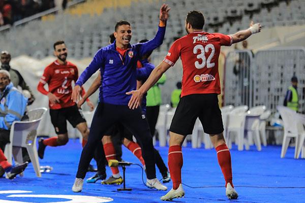 صور فوز الأهلي على المصري بالدوري بهدفي صالح جمعة وعلي معلول