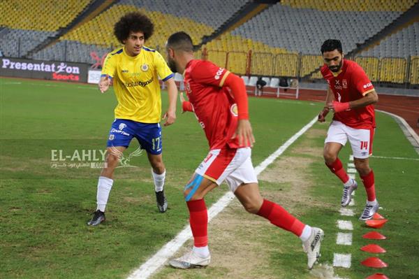 تحفيز الشناوي وتحية حسين السيد وعودة ناصر ماهر في كواليس مباراة الأهلي والإسماعيلي