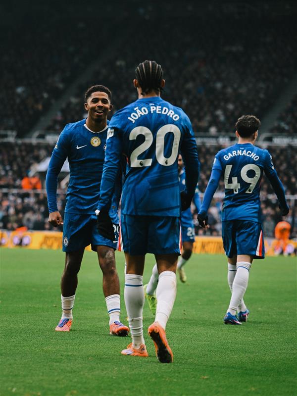 لقطات وأهداف الأسبوع 17 من الدوري الإنجليزي