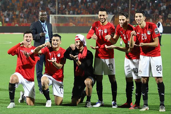 لقطات من فوز منتخب مصر الأولمبي على الكاميرون بهدفي مصطفى محمد 