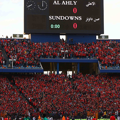 شاهد عودة جمهور الأهلي لمدرجات ستاد القاهرة وكيف أبهروا موسيماني ولاعبي صن داونز