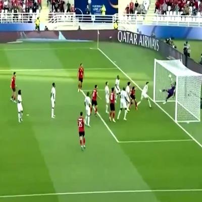 جوووول.. ياسر إبراهيم يضيف ثاني أهداف الأهلي في شباك الهلال