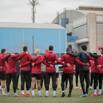 اجتماع خاص لنجوم الأهلي.. تفاصيل جلسة اللاعبين بعد هزيمة صن داونز