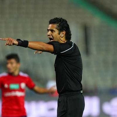 الكشف عن طاقم تحكيم مباراة الأهلي وسموحة بالدوري