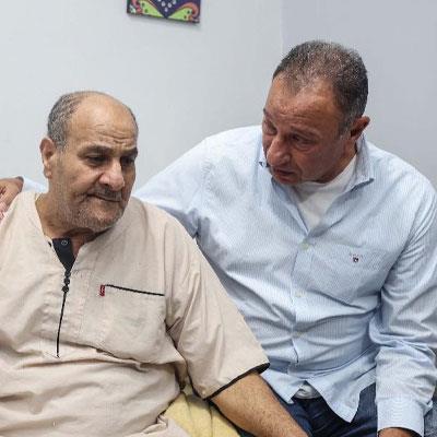 الخطيب يطمئن على الحالة الصحية للكابتن حمدي جمعة